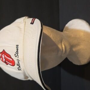 VTG. OFF WHITE ROLLING STONES BASEBALL HAT